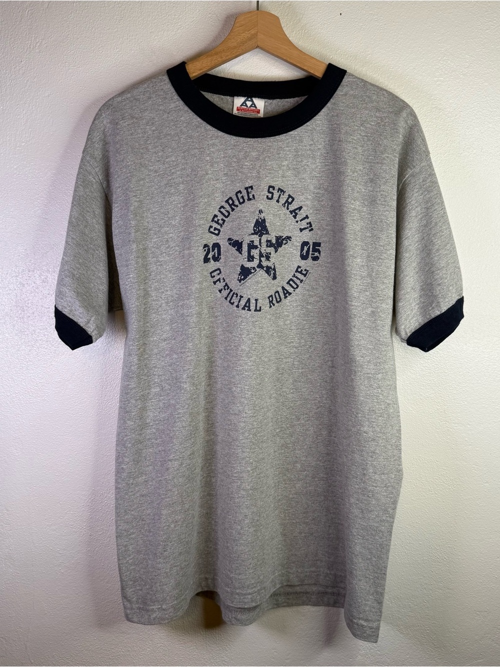 George Strait 2005 Official Roadie Concert Gray Ringer T-Shirt Men's Size Large
